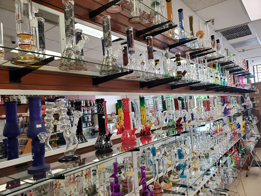 Tobacco Shop «Smoke Shop», reviews and photos, 2855 W Cactus Rd # 28, Phoenix, AZ 85029, USA