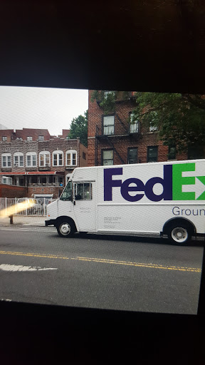 Mailing Service «FedEx Ground», reviews and photos, 635 Zerega Ave, Bronx, NY 10473, USA