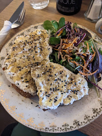 Avocado toast du Restaurant brunch Mignon Café à Paris - n°13