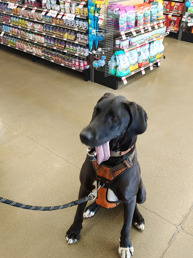 Pet Supply Store «Pet Supplies Plus», reviews and photos, 955 Co Rd E East #100, Vadnais Heights, MN 55127, USA