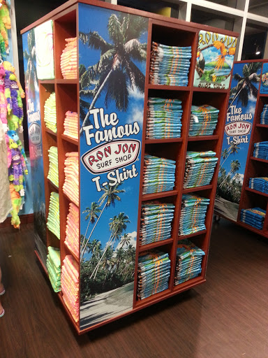 Clothing Store «Ron Jon Surf Shop», reviews and photos, 377 Mandalay Ave, Clearwater Beach, FL 33767, USA