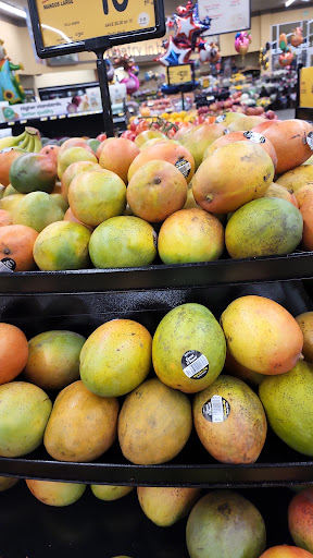 Grocery Store «Safeway», reviews and photos, 3713 Lee Hwy, Arlington, VA 22207, USA