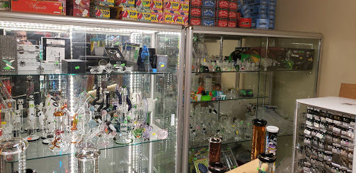 Tobacco Shop «King Smoke Shop», reviews and photos, 7758 15th Ave NW, Seattle, WA 98117, USA