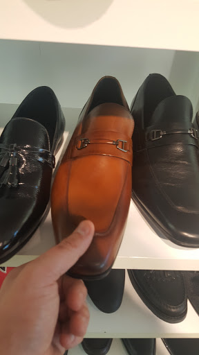 Shoe Store «Aldo Shoes», reviews and photos, 751 Collins Ave, Miami Beach, FL 33139, USA