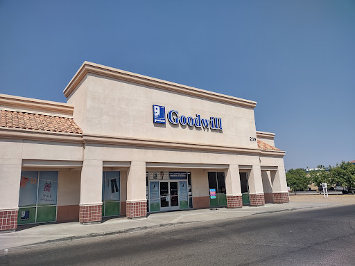 Donations Center «Goodwill», reviews and photos