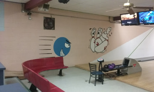 Bowling Alley «Laurel Lanes», reviews and photos, 108 W 8th St, Port Angeles, WA 98362, USA