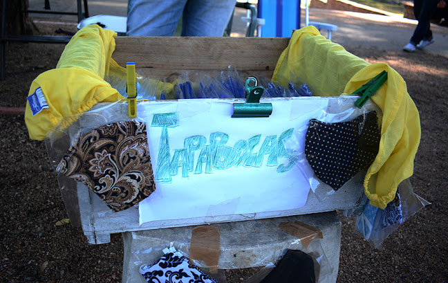 Paseo Artesanal Feria del Parque Rodó - Ropa de bebé, niños, adultos, tejida a mano con dos agujas y crochet - Salinas