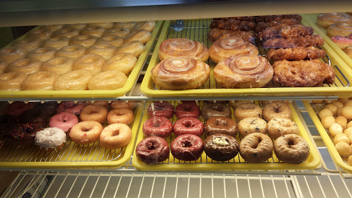 Donut Shop «Daylight Donuts», reviews and photos, 610 Glenn Blvd SW, Fort Payne, AL 35967, USA