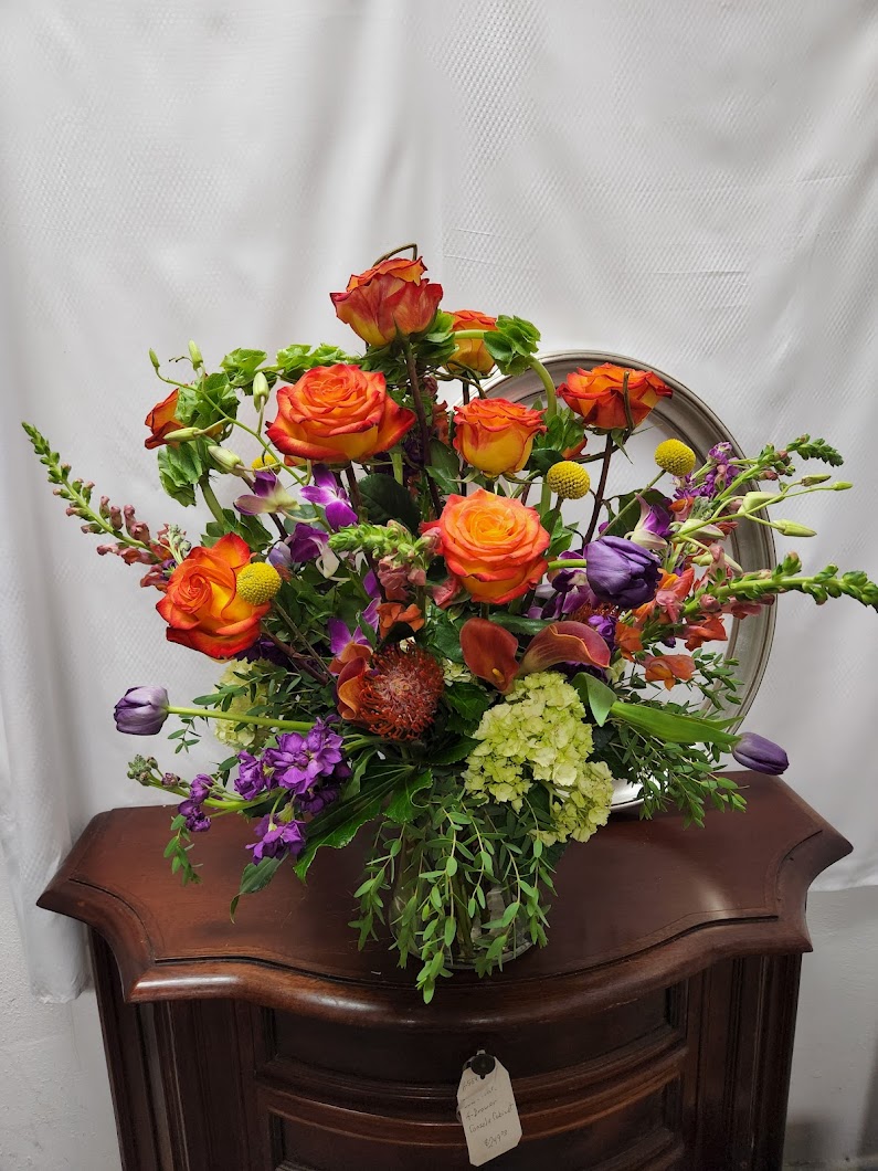 Creative Floral Designs by Helene