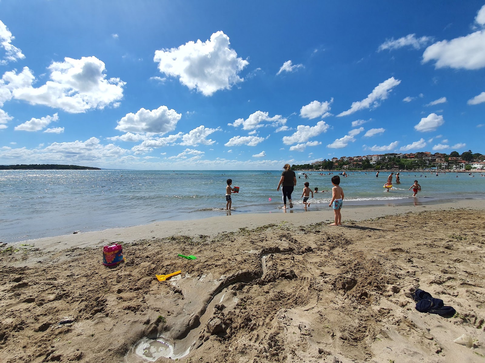 Foto de Kerpe Plaji com praia direta