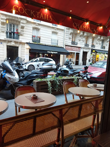 Livres Anciens à Paris