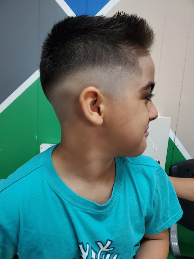 Barber Shop «New Life Barbershop», reviews and photos, 1326 E Howard St, Live Oak, FL 32064, USA