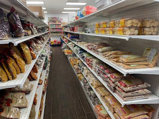 Grocery Store «Shalimar Grocery», reviews and photos, 332 S Green Bay Rd, Waukegan, IL 60085, USA