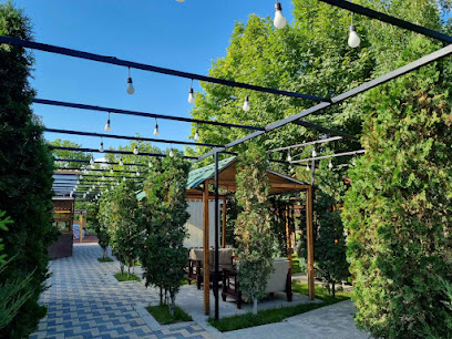 Green Garden Cafe & Restaurant - 43/2 Hanrapetutyan Street, Armavir, Armenia