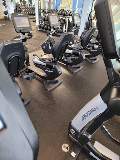 Gym «Equinox Woodland Hills», reviews and photos, 21530 Oxnard St, Woodland Hills, CA 91367, USA