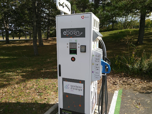 Borne de recharge de véhicules électriques Réseau eborn Station de recharge Le Monestier-du-Percy