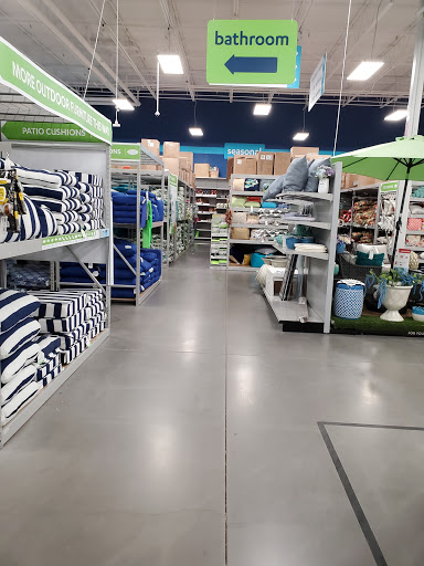 Home Goods Store «At Home», reviews and photos, 5000 S Arizona Mills Cir #313, Tempe, AZ 85282, USA