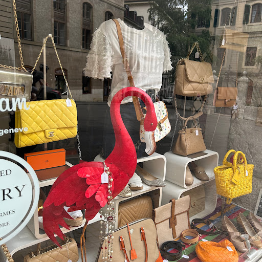 Flamant Rouge - Pre-loved luxury in Geneva - Boutique D'accessoires De ...