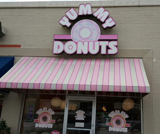Donut Shop «Yummy Donuts», reviews and photos, 4355 Lovers Ln, Dallas, TX 75225, USA