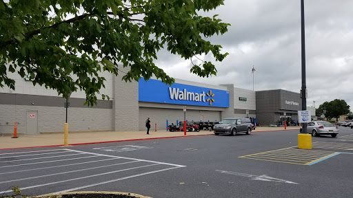 Department Store «Walmart Supercenter», reviews and photos, 1355 E Lehman St, Lebanon, PA 17046, USA