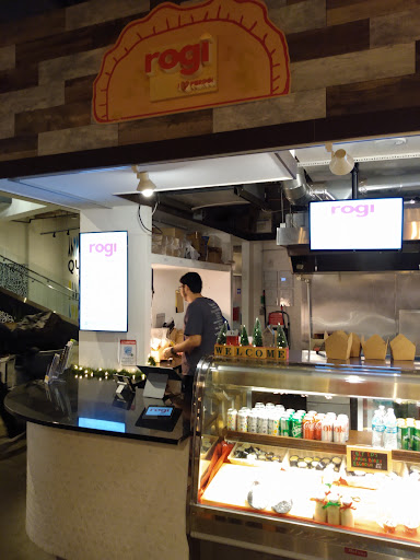 Shopping Mall «Ballston Common Mall», reviews and photos, 4238 Wilson Blvd, Arlington, VA 22203, USA