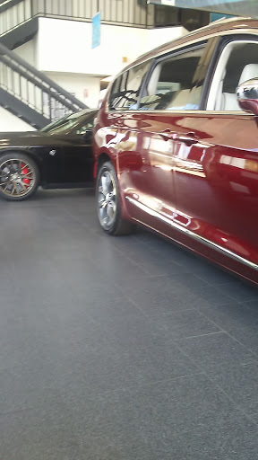 Car Dealer «DARCARS Chrysler Dodge Jeep Ram of Marlow Heights», reviews and photos, 5060 Auth Way, Suitland, MD 20746, USA