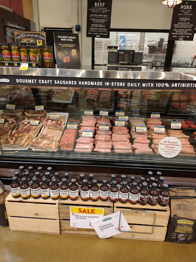 Grocery Store «Fresh Thyme Farmers Market- Newport», reviews and photos, 82 Carothers Rd, Newport, KY 41071, USA