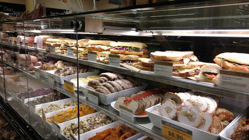 Gourmet Grocery Store «Metropolitan Market Magnolia», reviews and photos, 3830 34th Ave W, Seattle, WA 98199, USA