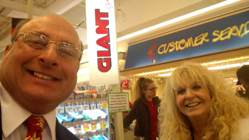 Grocery Store «Giant Food Stores», reviews and photos, 360 S 2nd St, Mcconnellsburg, PA 17233, USA