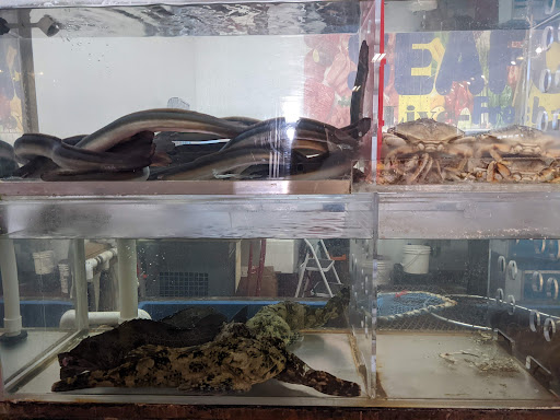 Discount Supermarket «Park Hill Supermarket», reviews and photos, 3770 E 40th Ave, Denver, CO 80205, USA