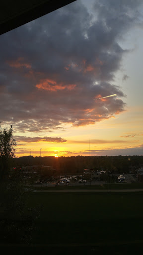 Recreation Center «Seven Hills Recreation Center», reviews and photos, 7777 Summit View Dr, Seven Hills, OH 44131, USA