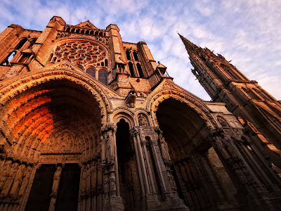 En quête d'histoires - Véronique Domagalski guide-conférencière à Chartres