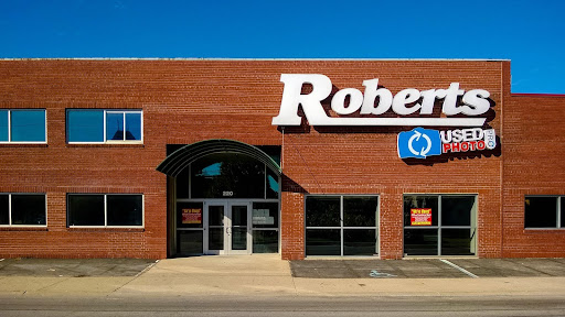 Camera Store «Roberts Camera», reviews and photos, 220 E St Clair St, Indianapolis, IN 46204, USA