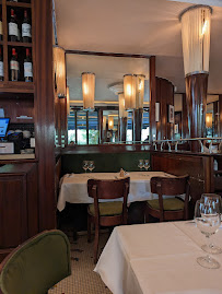 Atmosphère du Restaurant Le Basilic à Paris - n°4