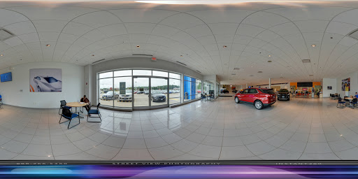 Car Dealer «Spitzer Chevrolet Northfield», reviews and photos, 333 E Aurora Rd, Northfield, OH 44067, USA