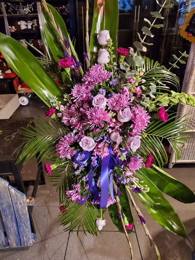 Florist «Sunshine Floral», reviews and photos, 1903 George St, La Crosse, WI 54603, USA