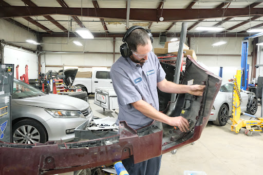 Auto Body Shop «Schaefer Autobody Centers - Fenton, MO», reviews and photos, 300 Biltmore Dr #320, Fenton, MO 63026, USA