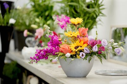 Fresh & Fancy Floral Design Studio