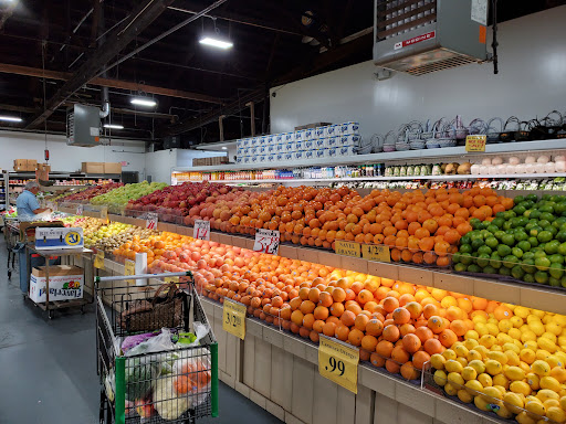 Grocery Store «Garden State Farmers Market», reviews and photos, 2549 US-1, North Brunswickck, NJ 08816, USA