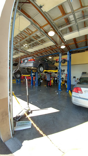 Auto Repair Shop «Meineke Car Care Center», reviews and photos, 705a N Springbrook Rd, Newberg, OR 97132, USA