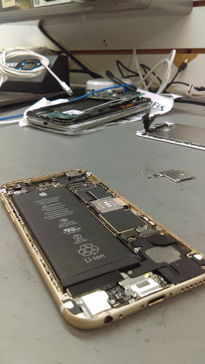 Electronics Repair Shop «Cell Fix Inc», reviews and photos, 8601 N Florida Ave, Tampa, FL 33604, USA