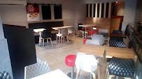 Atmosphère du Restaurant de hamburgers KFC Toulon Liberté - n°12