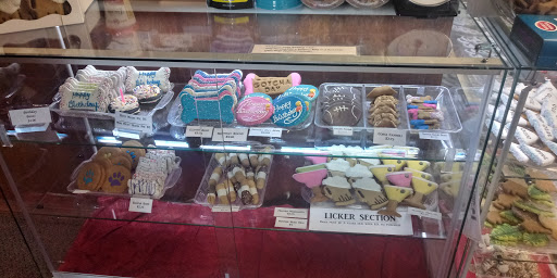 Pet Supply Store «Decadent Dogs», reviews and photos, 206 S River Ave, Holland, MI 49423, USA