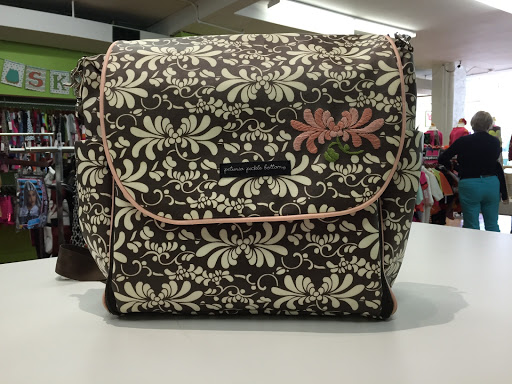 Consignment Shop «Luca Boutique -Childrens & Maternity Designer Consignment», reviews and photos, 193 Water St, Warren, RI 02885, USA