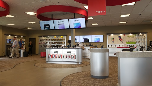 Cell Phone Store «Verizon Authorized Retailer – Cellular Sales», reviews and photos, 2606 Cloverdale Rd, Florence, AL 35633, USA