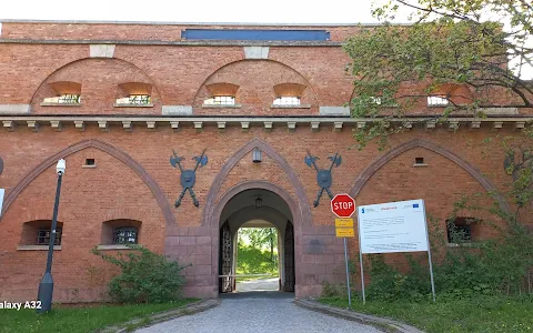 Galeria Brama Bielańska Muzeum X Pawilonu Cytadeli Warszawskiej image