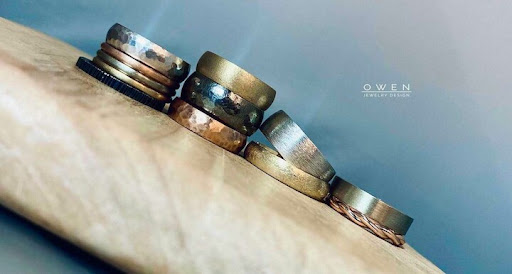 Jewelry Designer «Bruce Owen Jewelry Design», reviews and photos, 307 E 5th St, Des Moines, IA 50309, USA