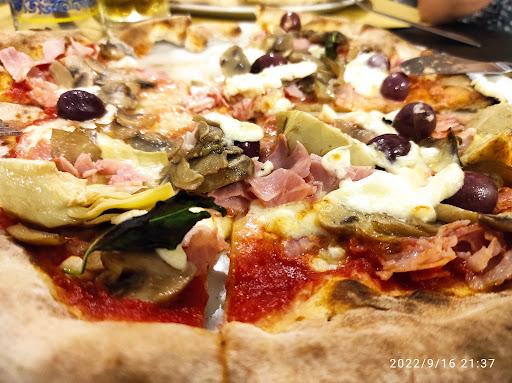 Pizzeria Zinicola in Latina, Provincia di Latina