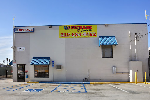 Self-Storage Facility «US Storage Centers», reviews and photos, 1239 257th St, Harbor City, CA 90710, USA