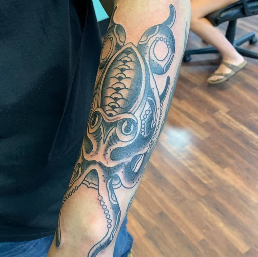 Tattoo Shop «Evolution Tattoo», reviews and photos, 1092 S Virginia St, Reno, NV 89502, USA